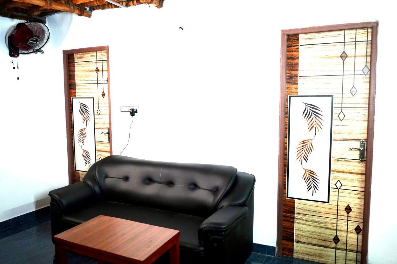 Serenity Bay Home Stay بونديتْشيري المظهر الخارجي الصورة