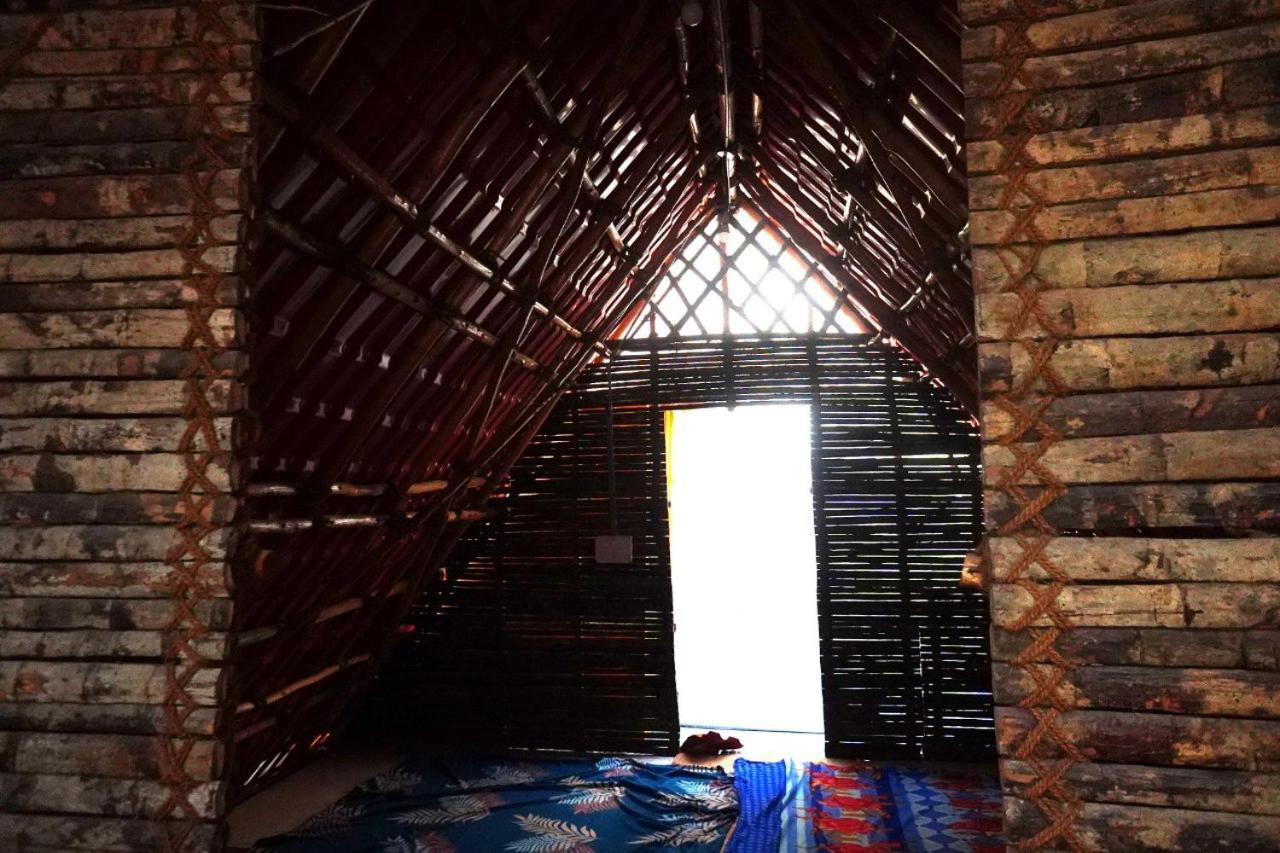 Serenity Bay Home Stay بونديتْشيري المظهر الخارجي الصورة
