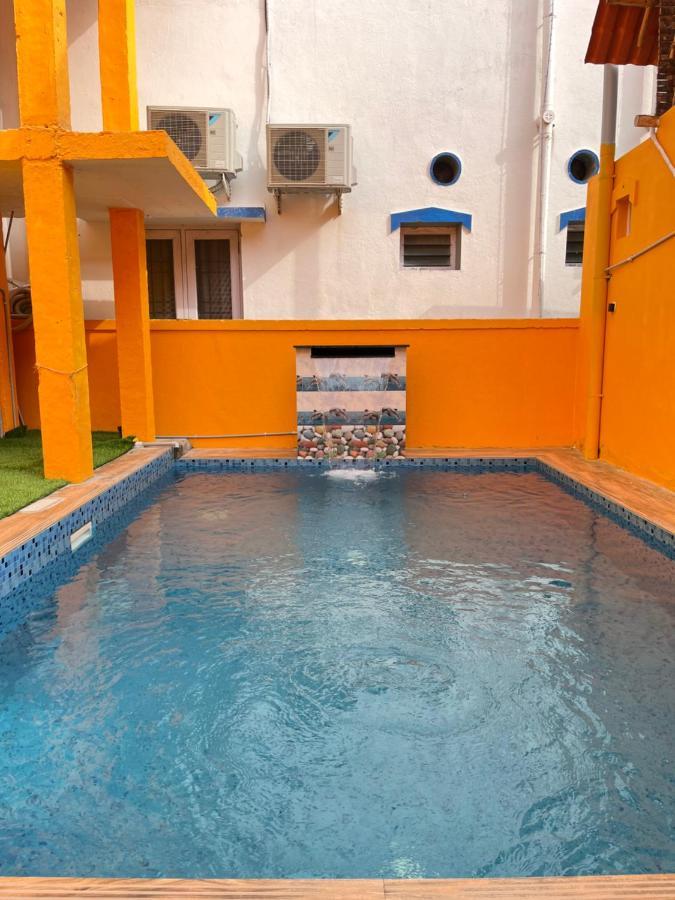 Serenity Bay Home Stay بونديتْشيري المظهر الخارجي الصورة